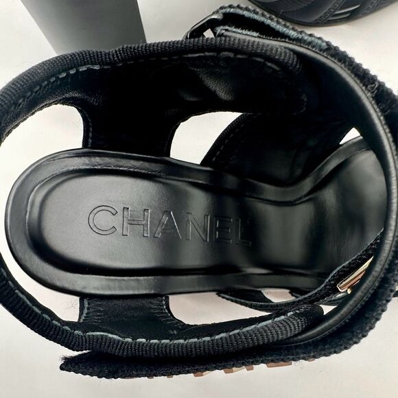 Chanel 24C Gold CHANEL & CC Logo Black Fabric Block Heel Strappy Sandals EU 37 - Picture 15 of 16
